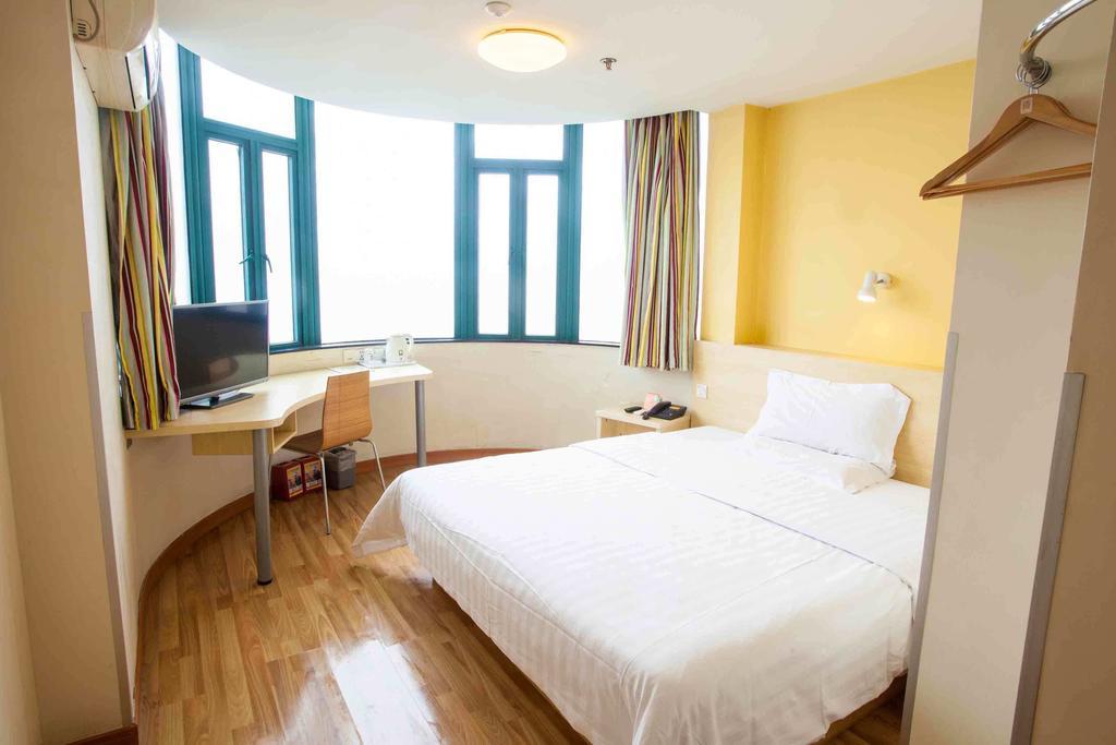 7Days Inn Jiangmen Peng Jiang Qiao North Pokoj fotografie